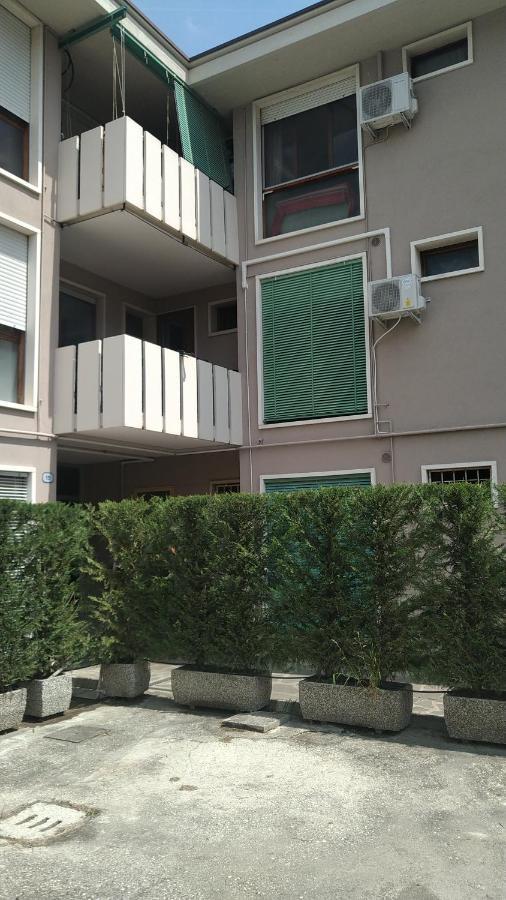 Vicino Al Prato Della Valle Intero Appartamento Parcheggio Facile Di Fronte Πάδοβα Εξωτερικό φωτογραφία